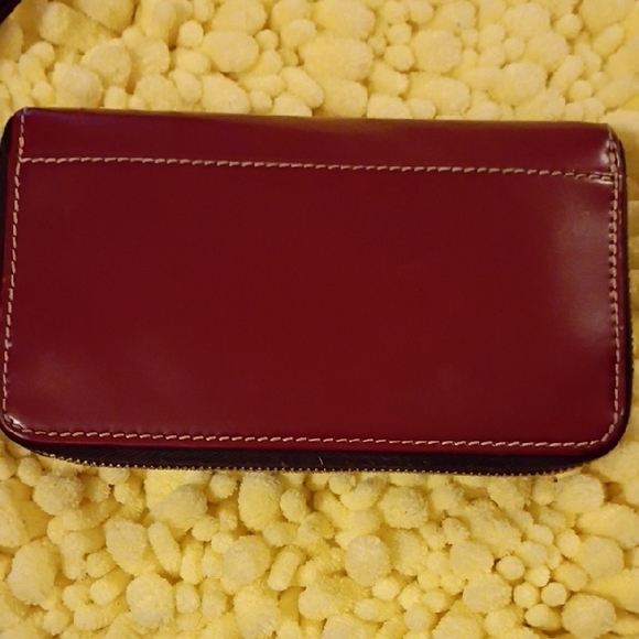 Dooney & Bourke Red Wallet - Picture 2 of 7